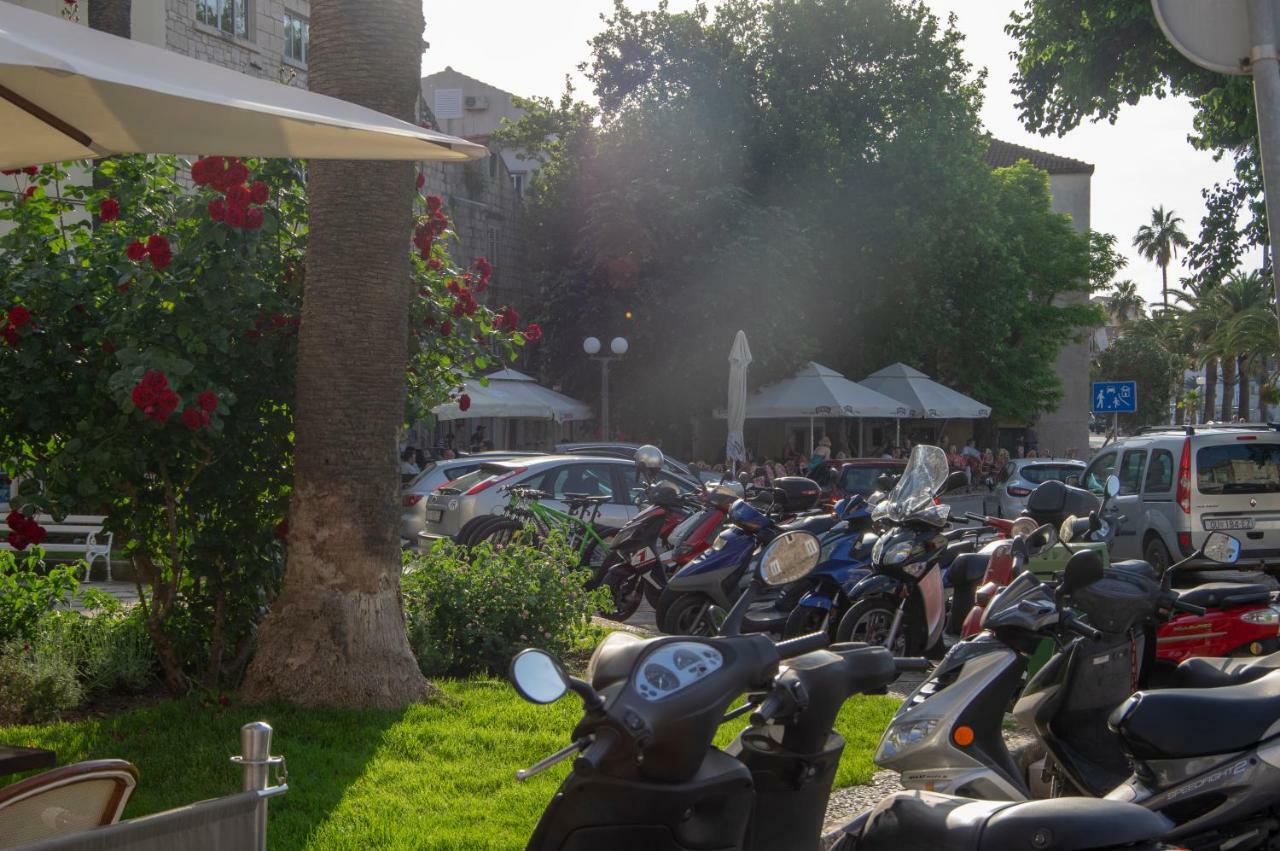 Apartments Giro Korcula Екстер'єр фото